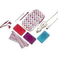Pack 10 accs fashionista DS lite ( chargeur 12v , sacoche ,etc )